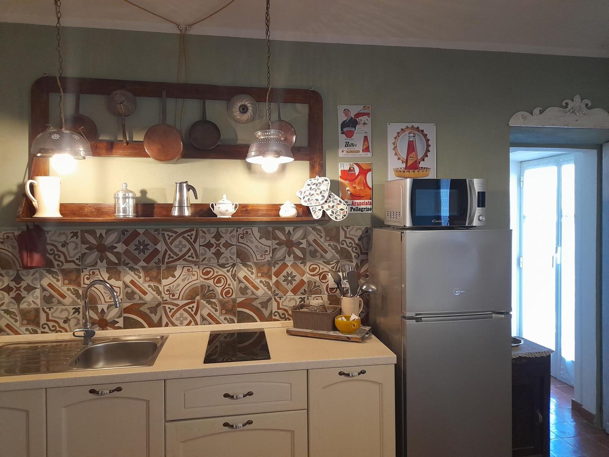 Montelupo Albese Madama Langa Country House Con Piscina Nelle Vigne מראה חיצוני תמונה