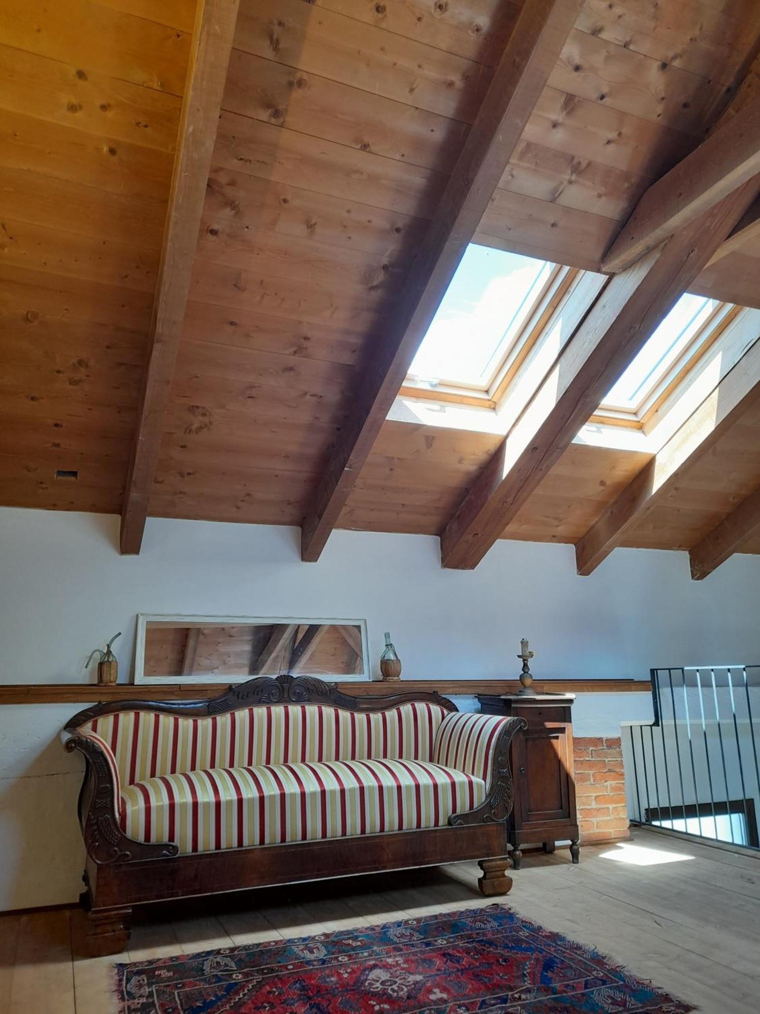 Montelupo Albese Madama Langa Country House Con Piscina Nelle Vigne מראה חיצוני תמונה